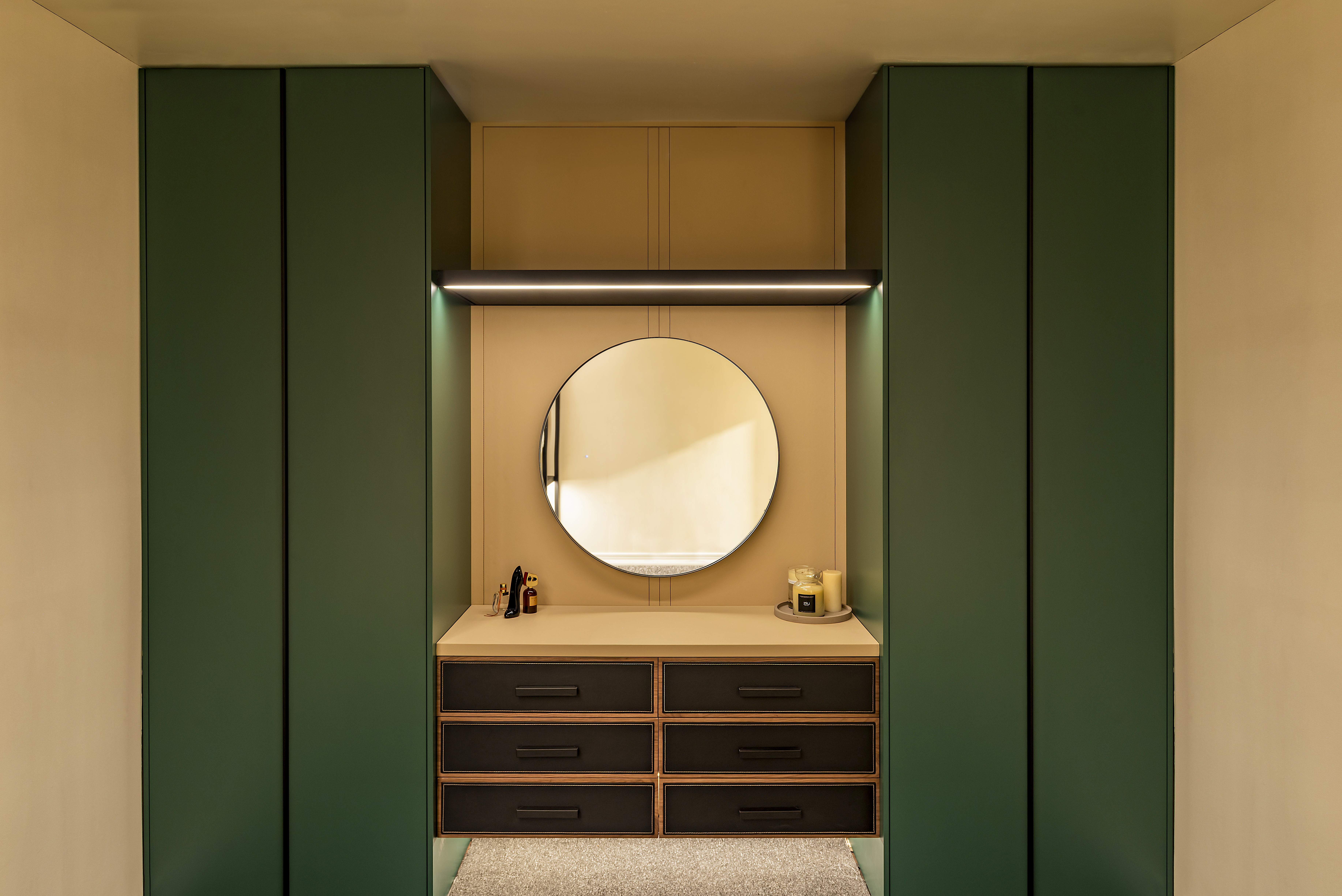 Walk in closet